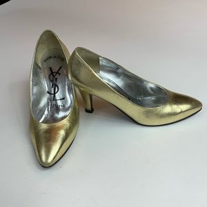 Designer vintage gold metallic shoes 6 1/2 cs0171